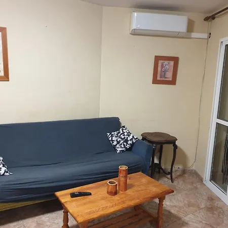 Apartment Apartamento 151 *